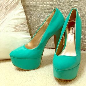Teal Heels